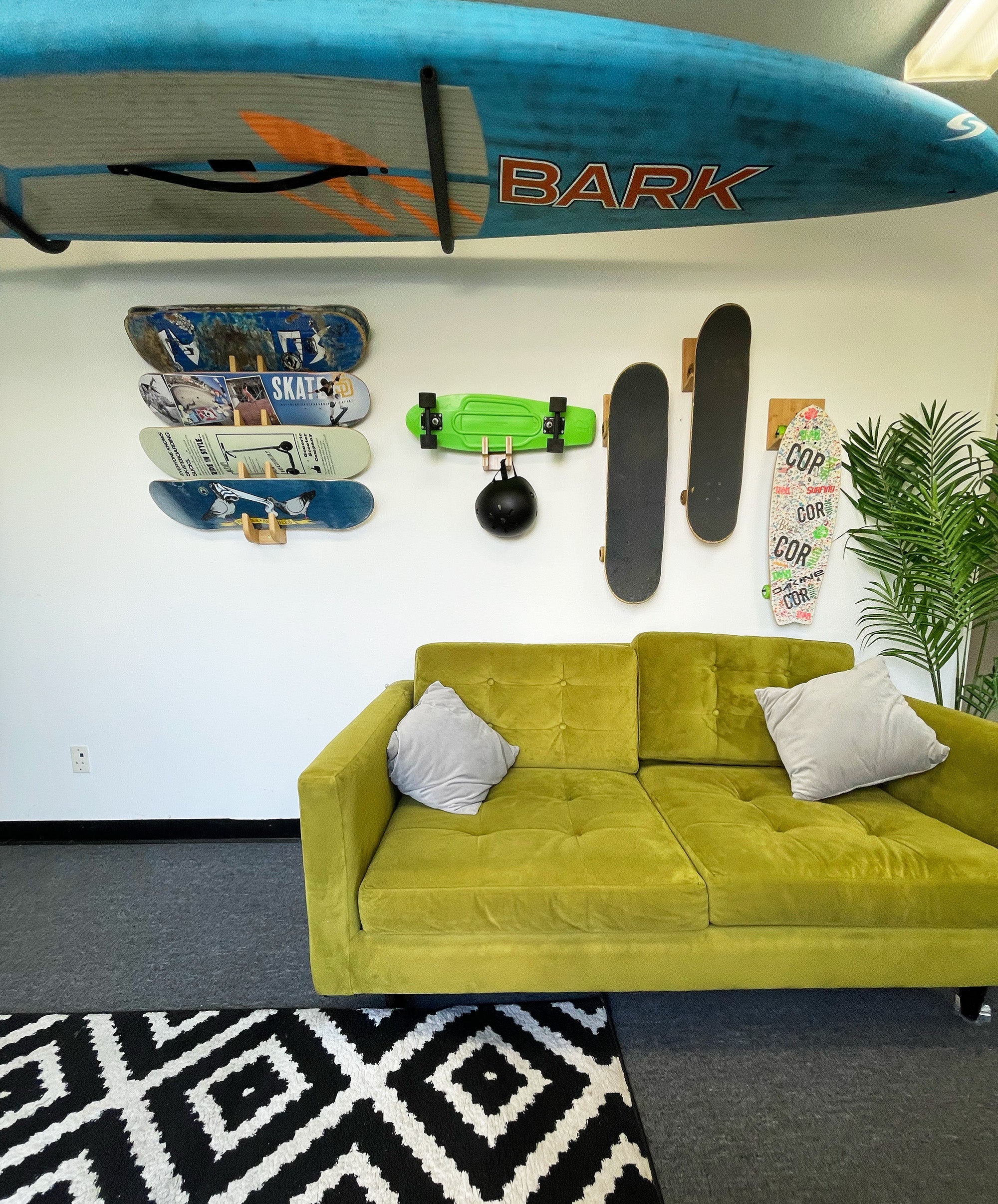 Bamboo Skate & Snowboard Wall Rack