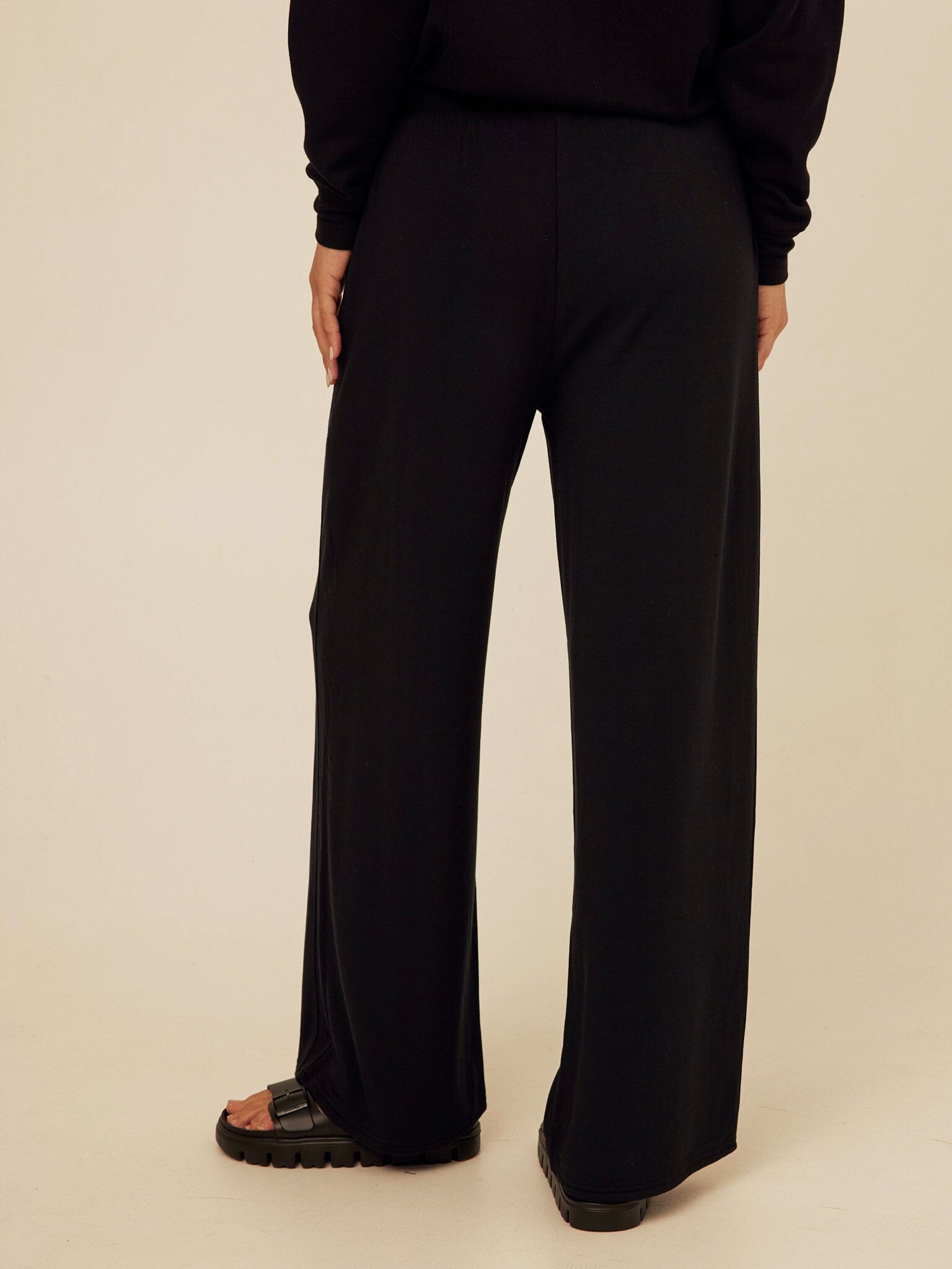 Esmeralda Feather Fleece Wide Leg Pant