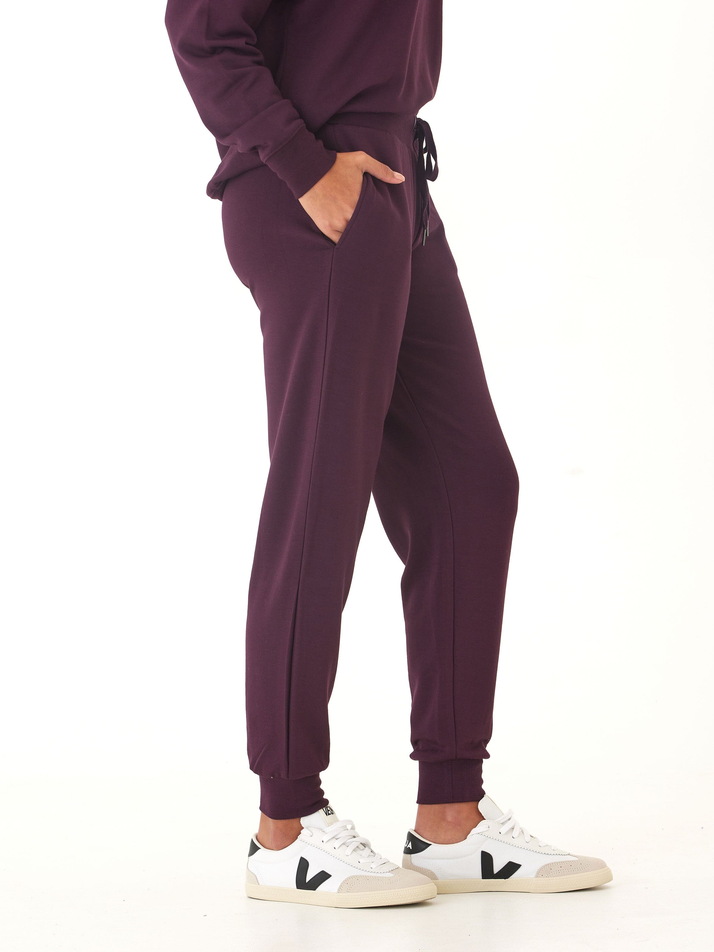 Connie Feather Fleece Jogger
