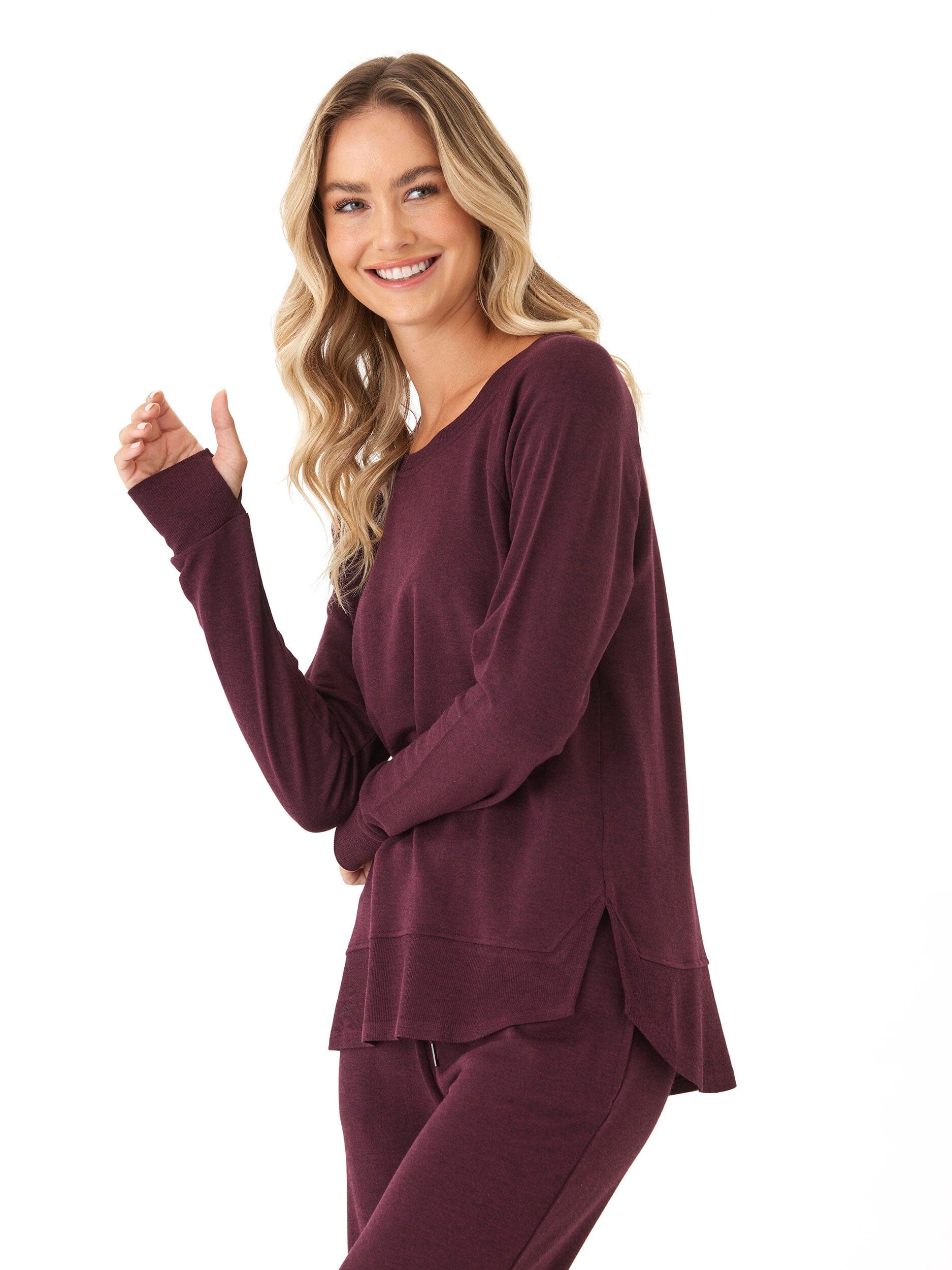 Leelu Feather Fleece Raglan Pullover