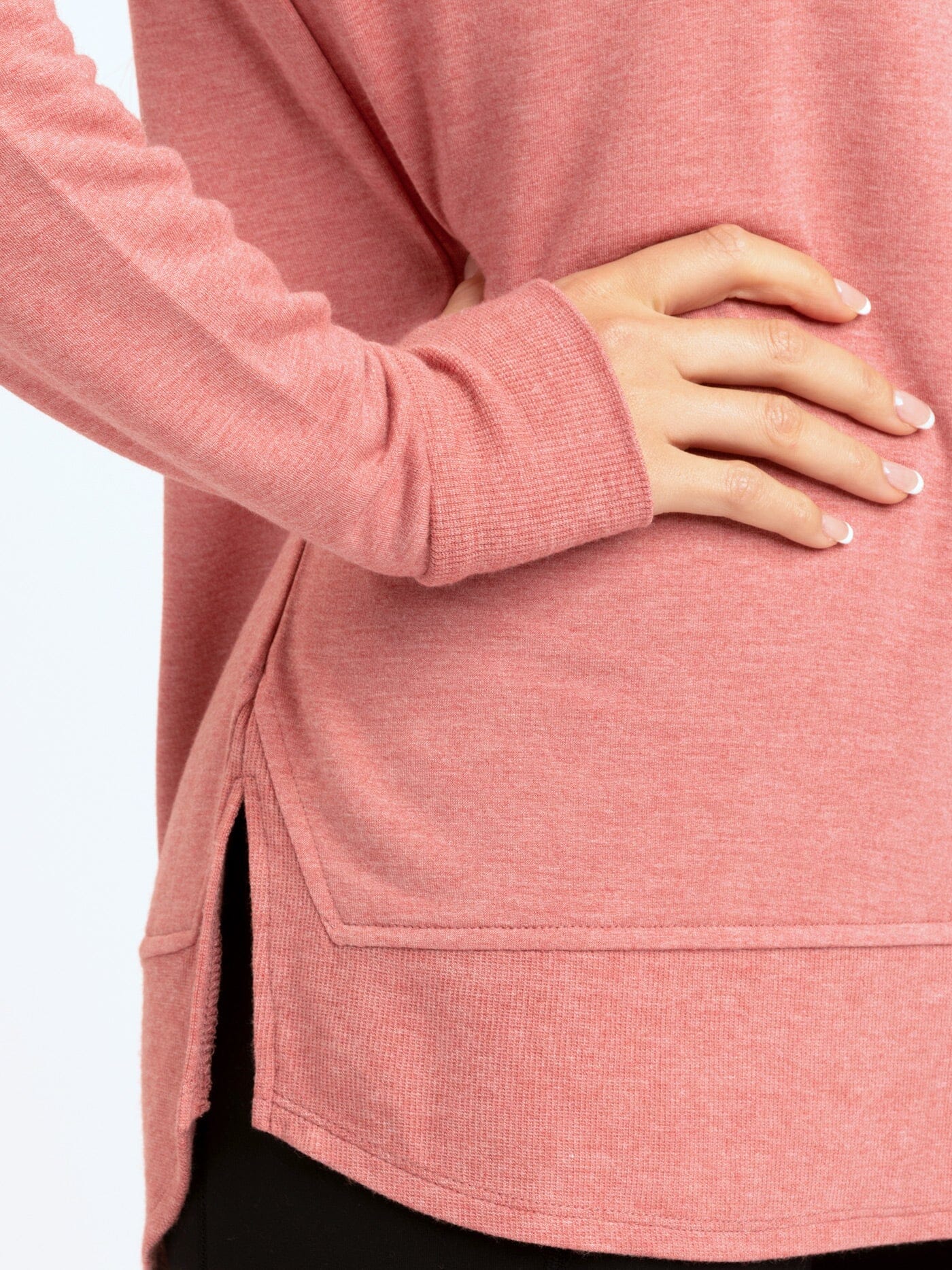 Leelu Feather Fleece Raglan Pullover