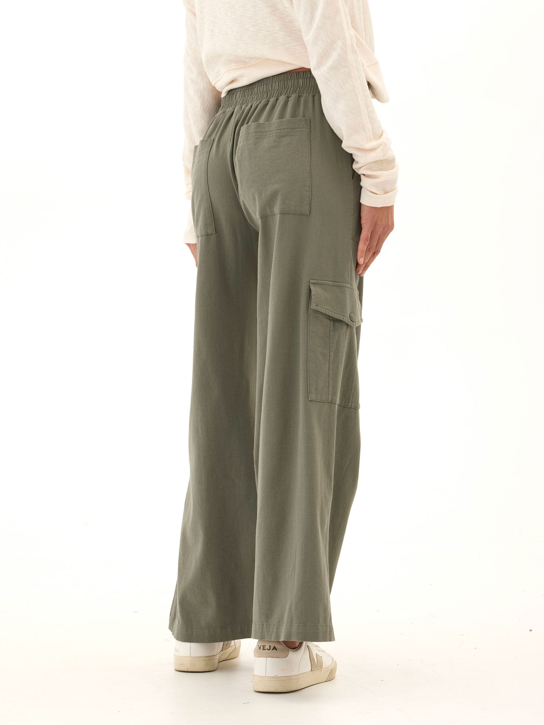 Eila Stretch Twill Wide Leg Cargo Pant