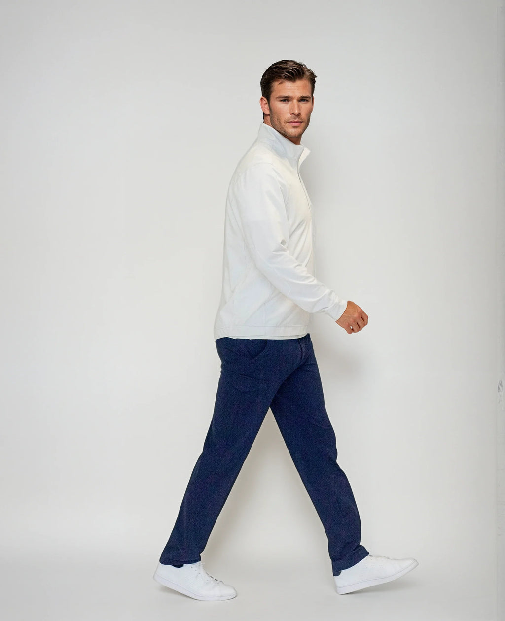 Buki Cinqo Travel Half Zip - White