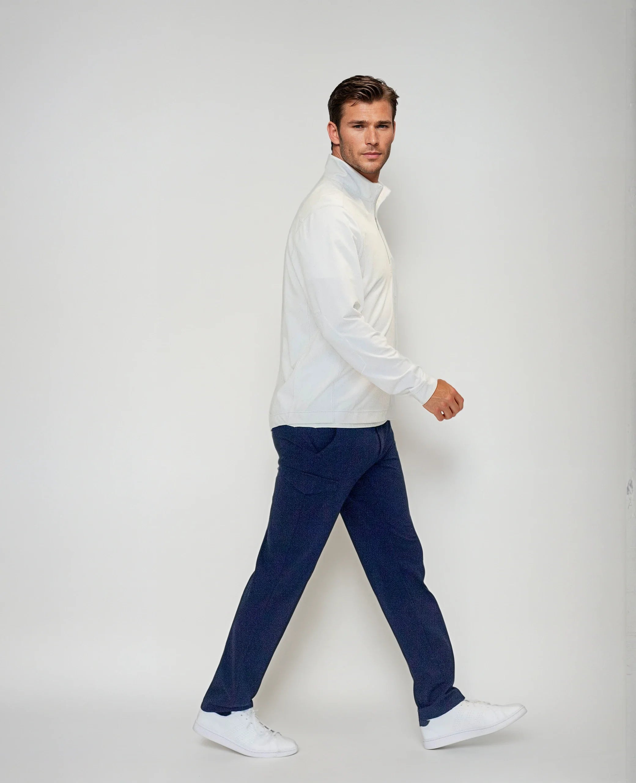 Buki Cinqo Travel Half Zip - White