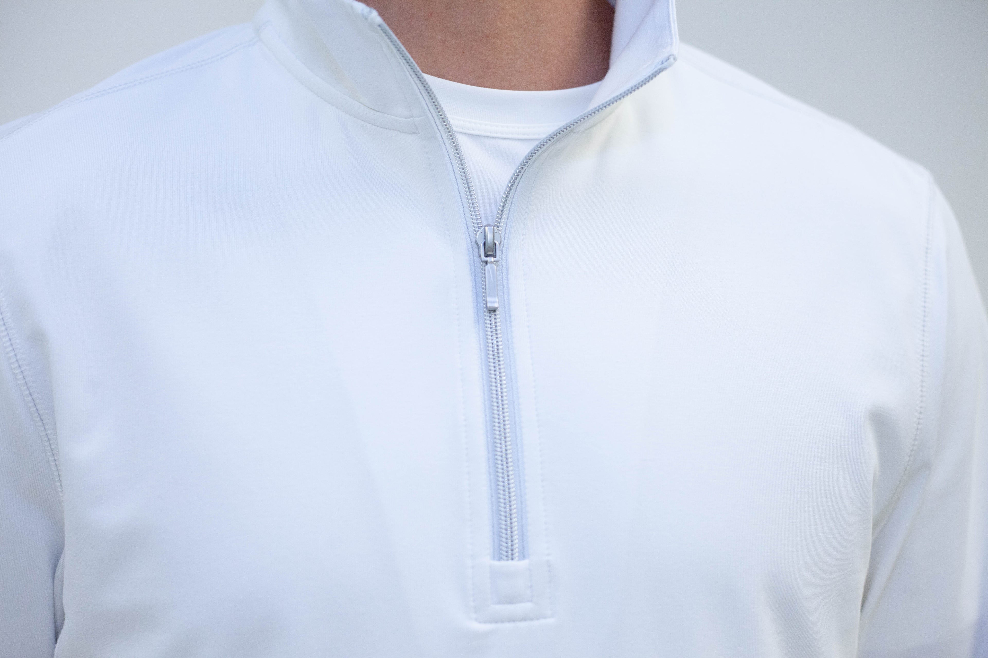 Buki Cinqo Travel Half Zip - White